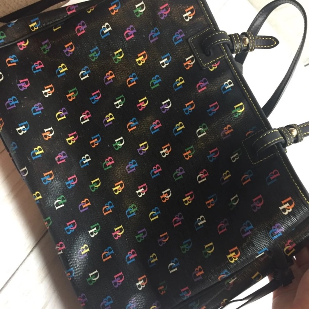 Dooney and Bourke purse